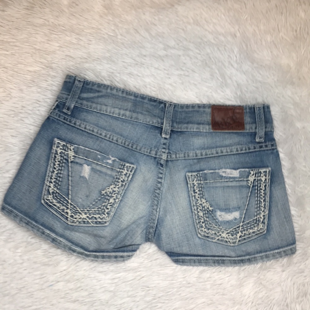 BKE Stella distressed/destroyed shorts size 24